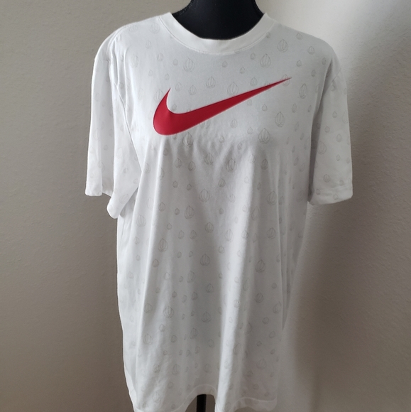 Mens Nike Dri-Fit Graphic Tee - Picture 12 of 15